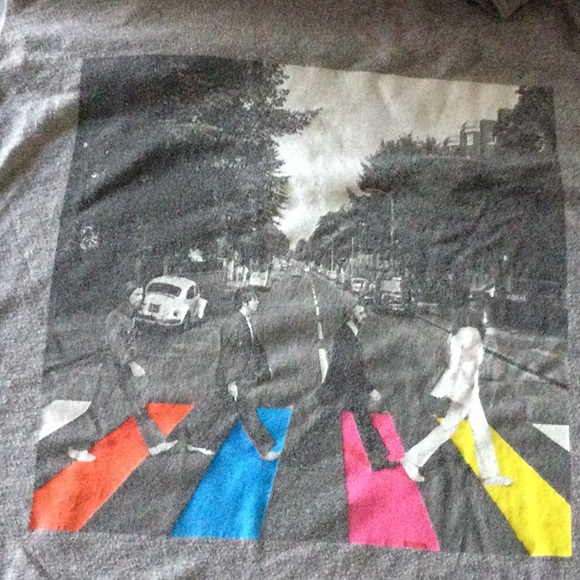 Old Navy Abbey Road T-Shirt - Picture 3 of 4